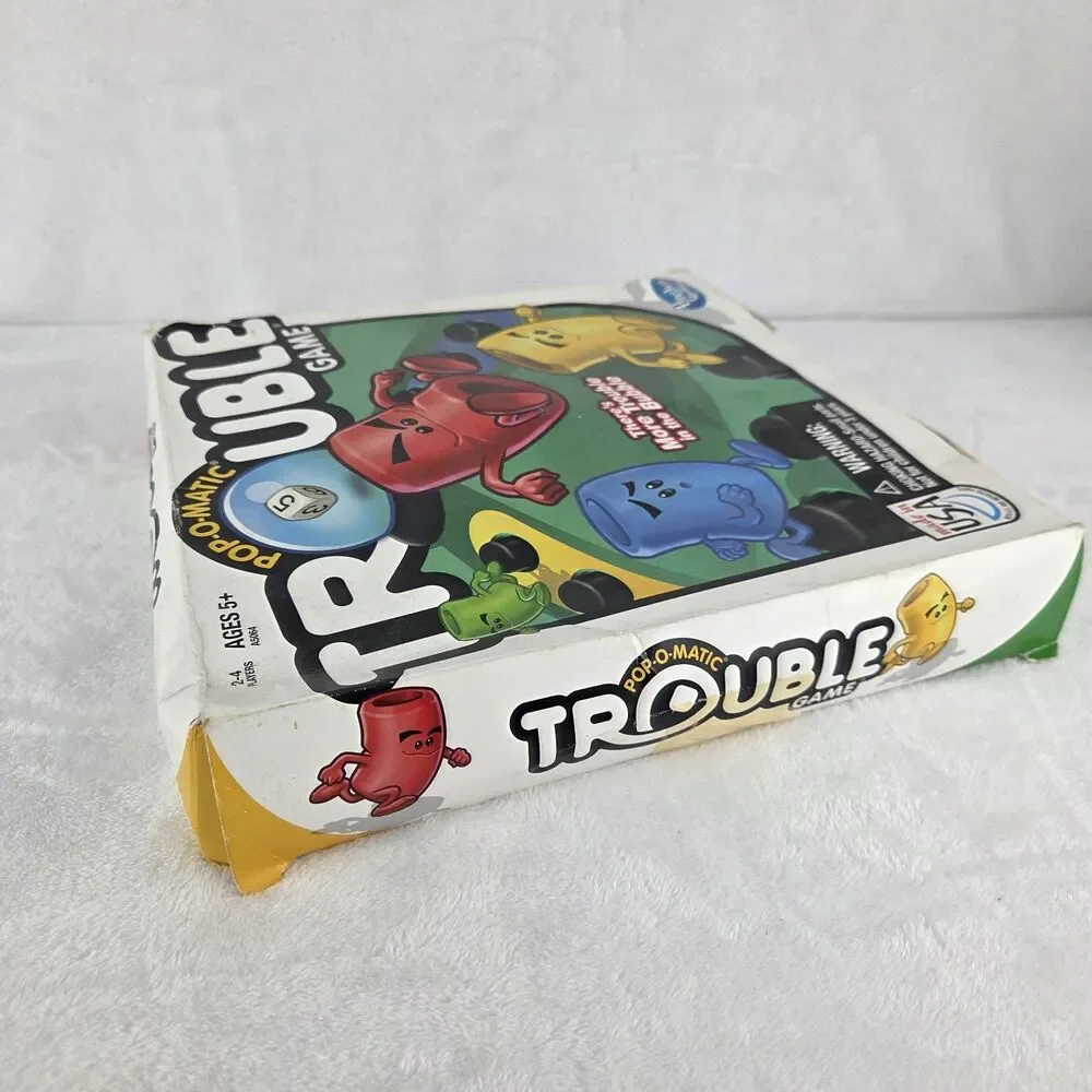 Hasbro Trouble Board Game 2013 Pop-O-Matic Dice Roller Complete